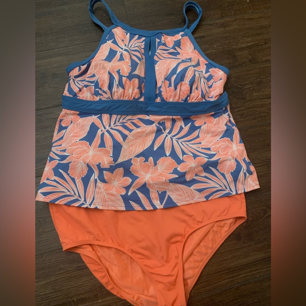 Lands’ End  Swim